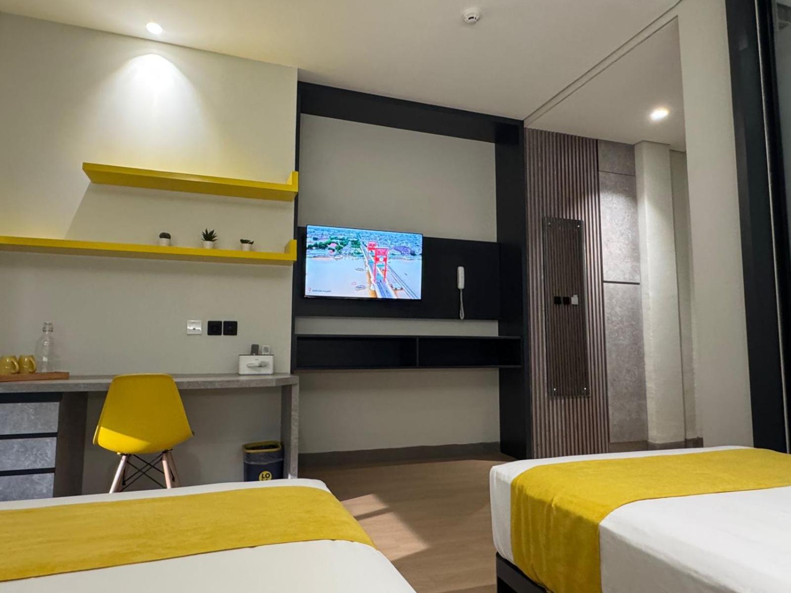 Kostello Rajawali Palembang Buitenkant foto
